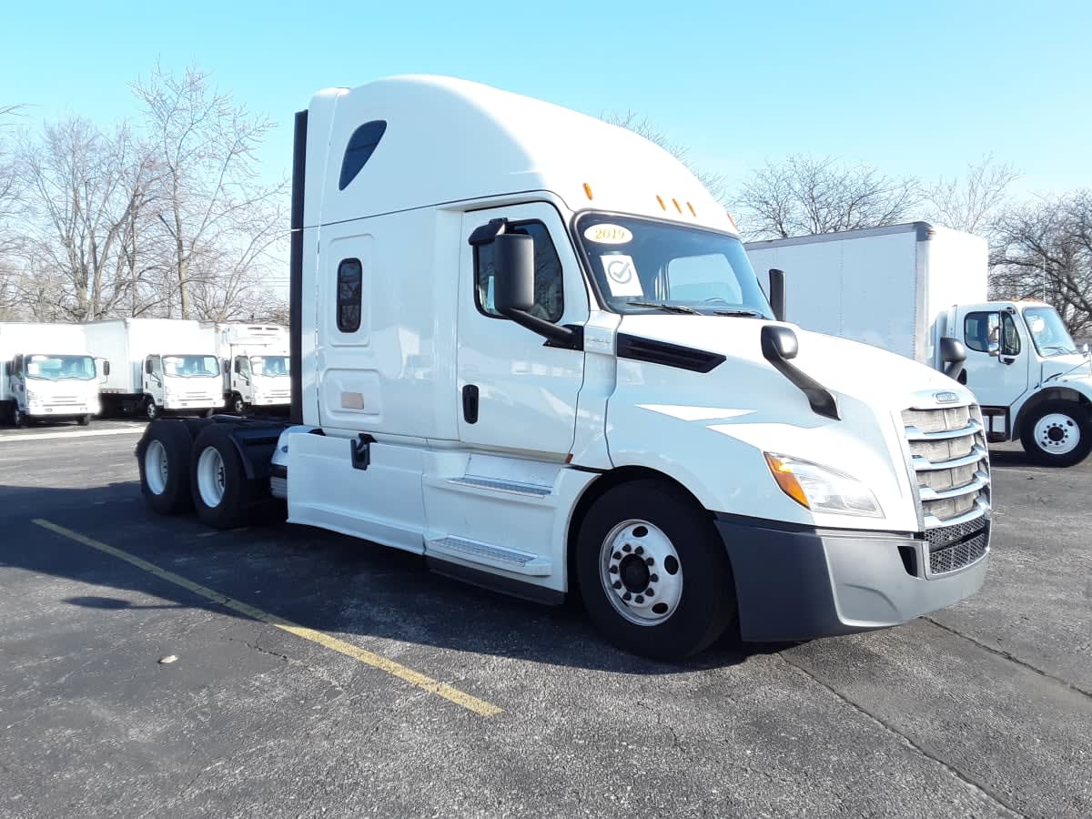 2019 Freightliner/Mercedes NEW CASCADIA PX12664 825202