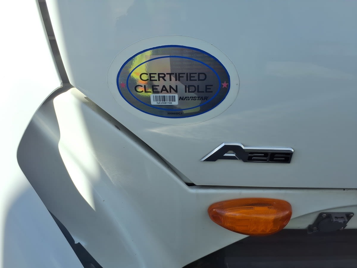 2019 Navistar International LT625 DAYCAB T/A 825218