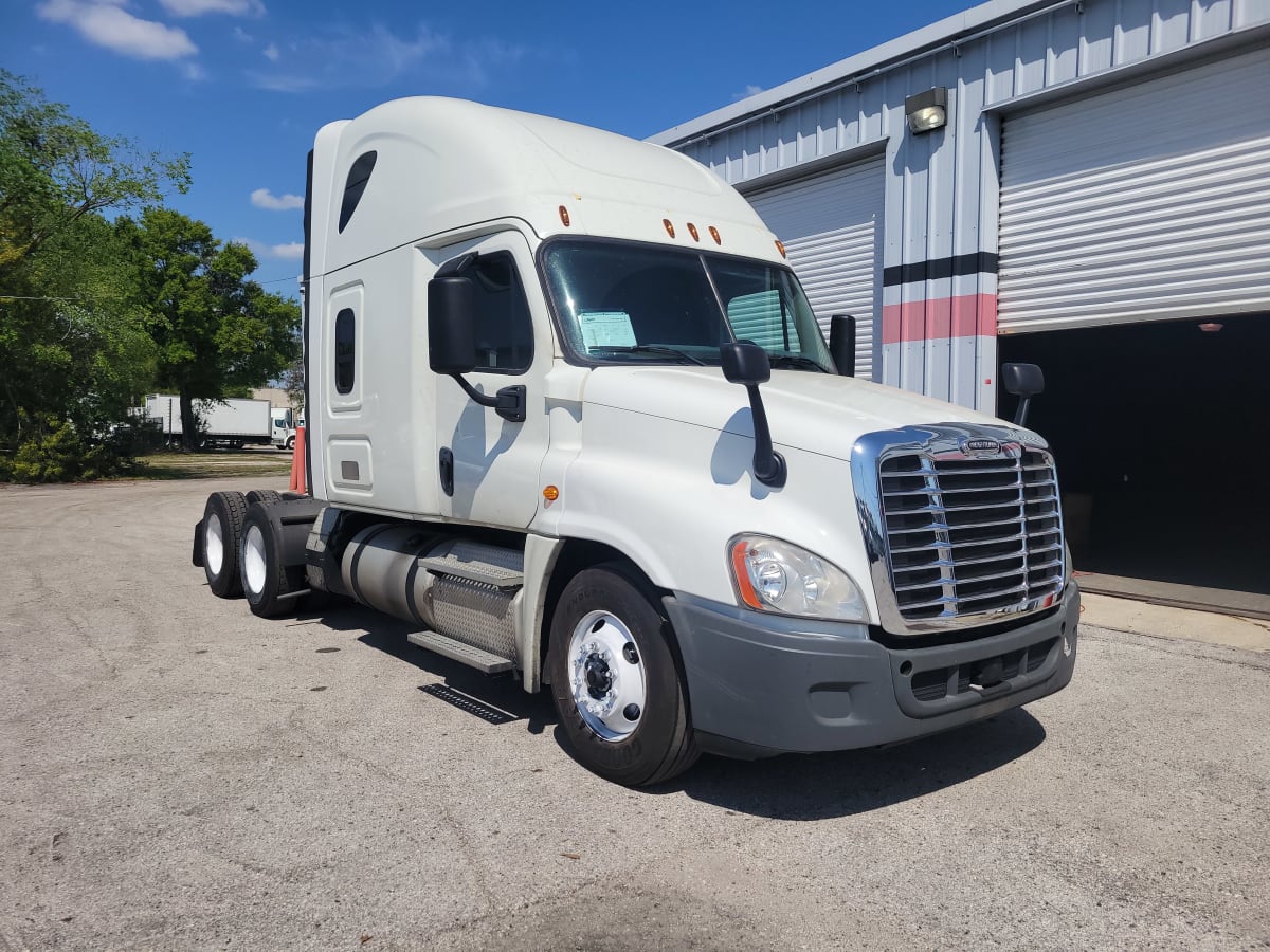 2019 Freightliner/Mercedes CASCADIA 125 825250