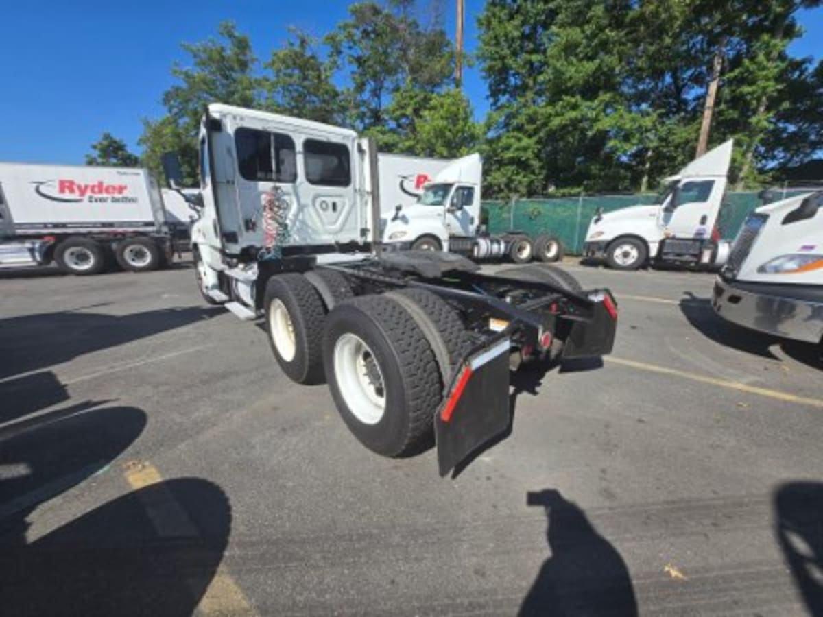 2019 Freightliner - image 6