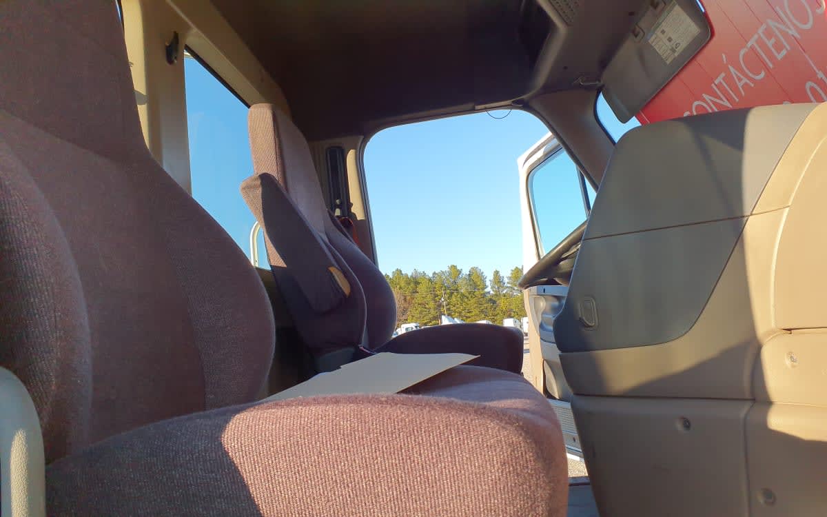 2019 Freightliner/Mercedes CASCADIA 125 825326