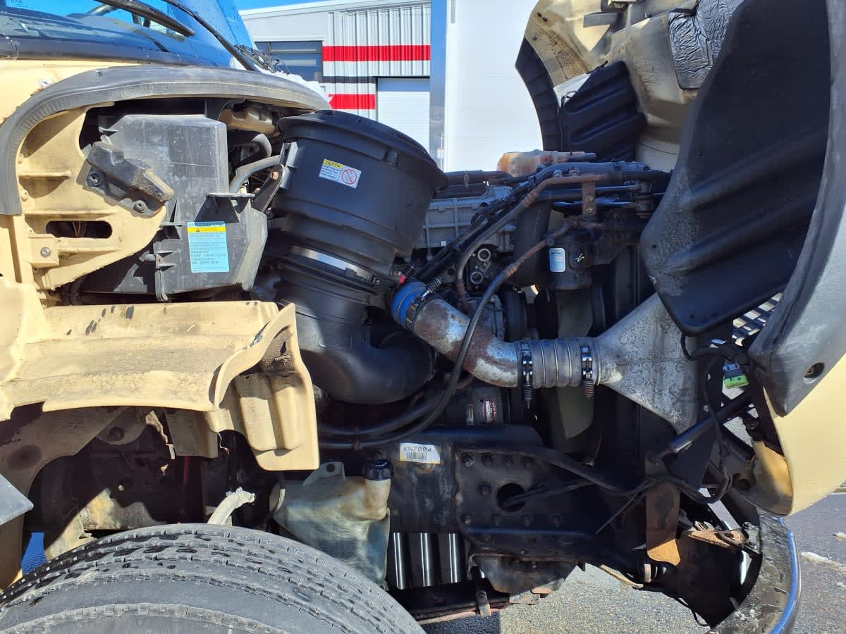 2019 Freightliner/Mercedes M2 112 825372