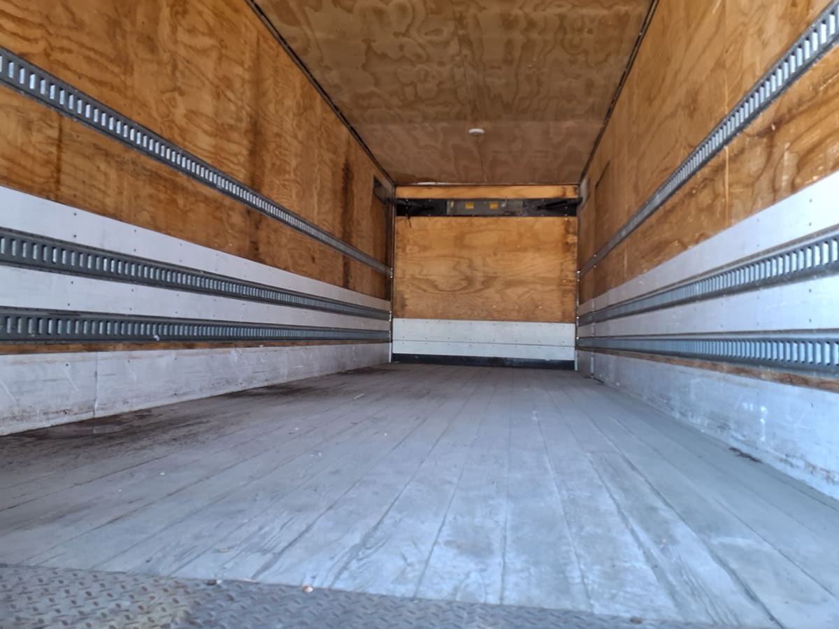 2019 Freightliner/Mercedes M2 112 825372