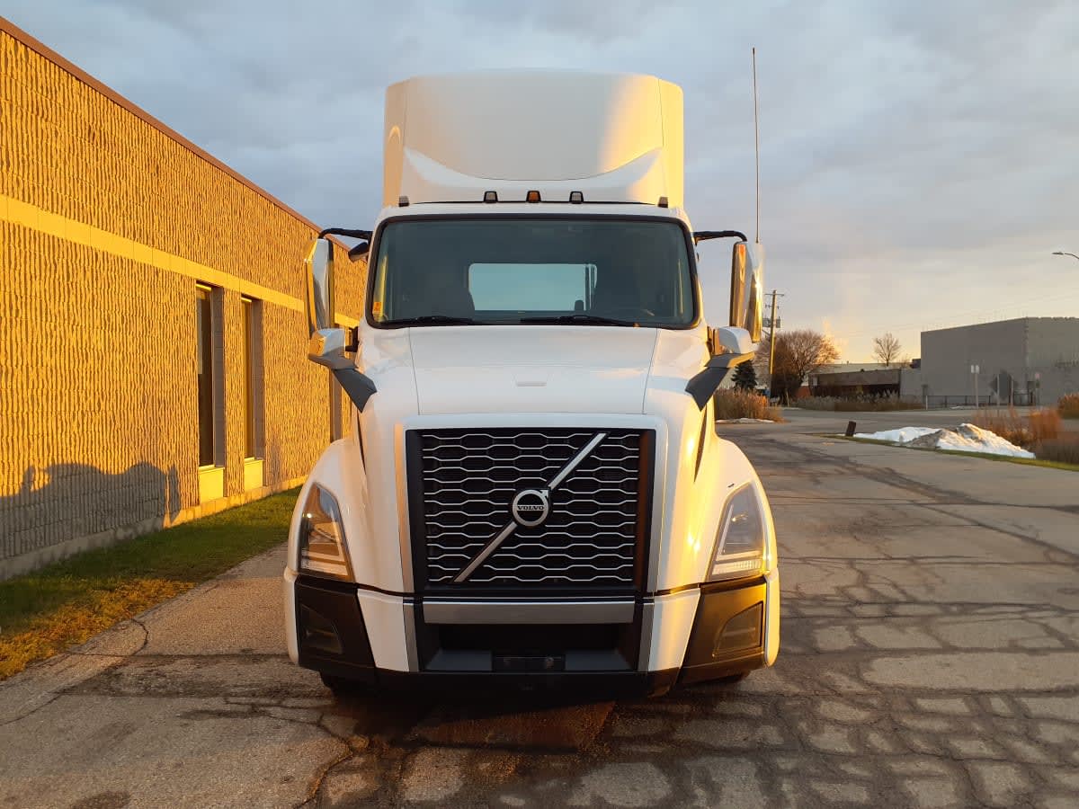 2019 Volvo VNL64T-300 825457