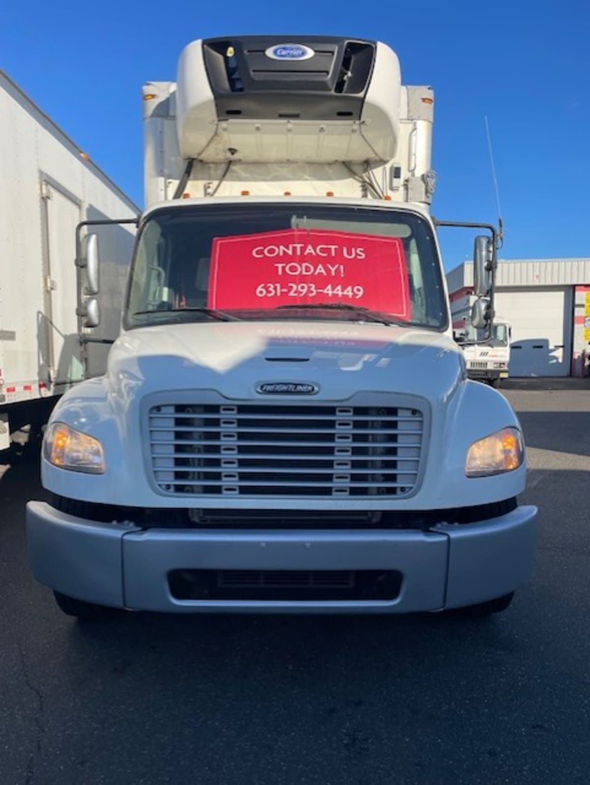 2019 Freightliner M2 106 - image 2