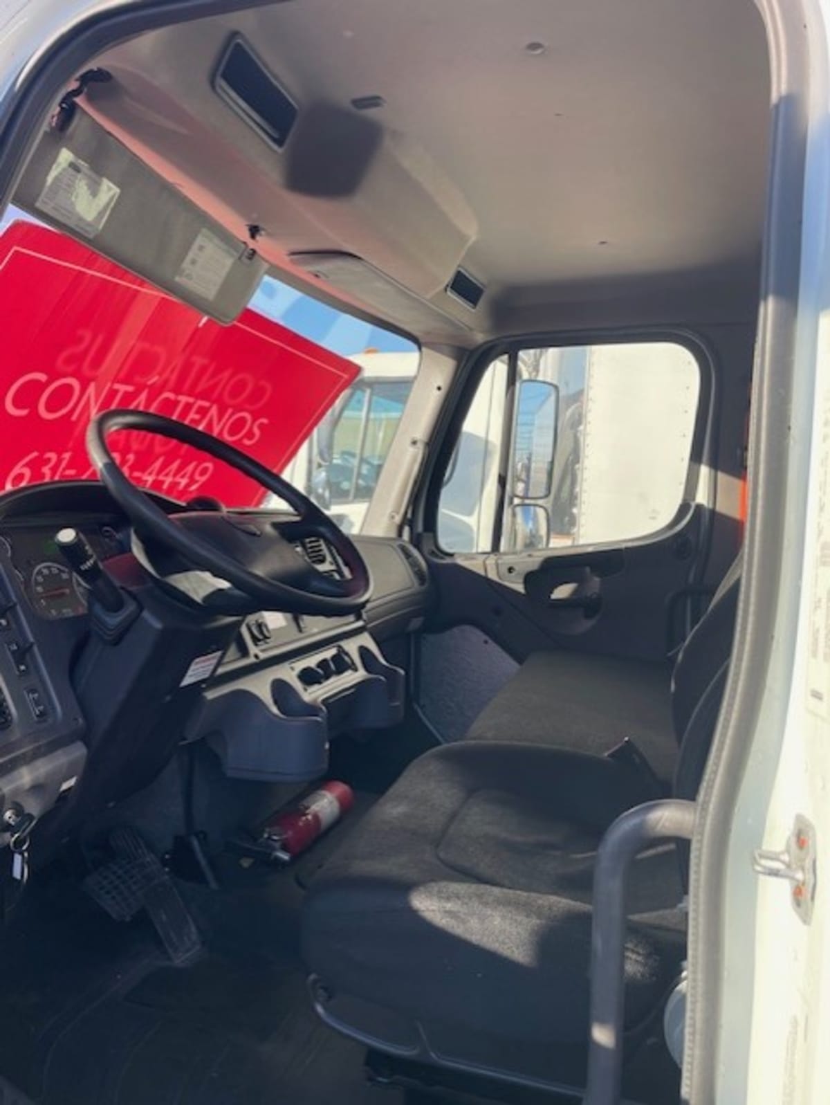 2019 Freightliner M2 106 - image 8