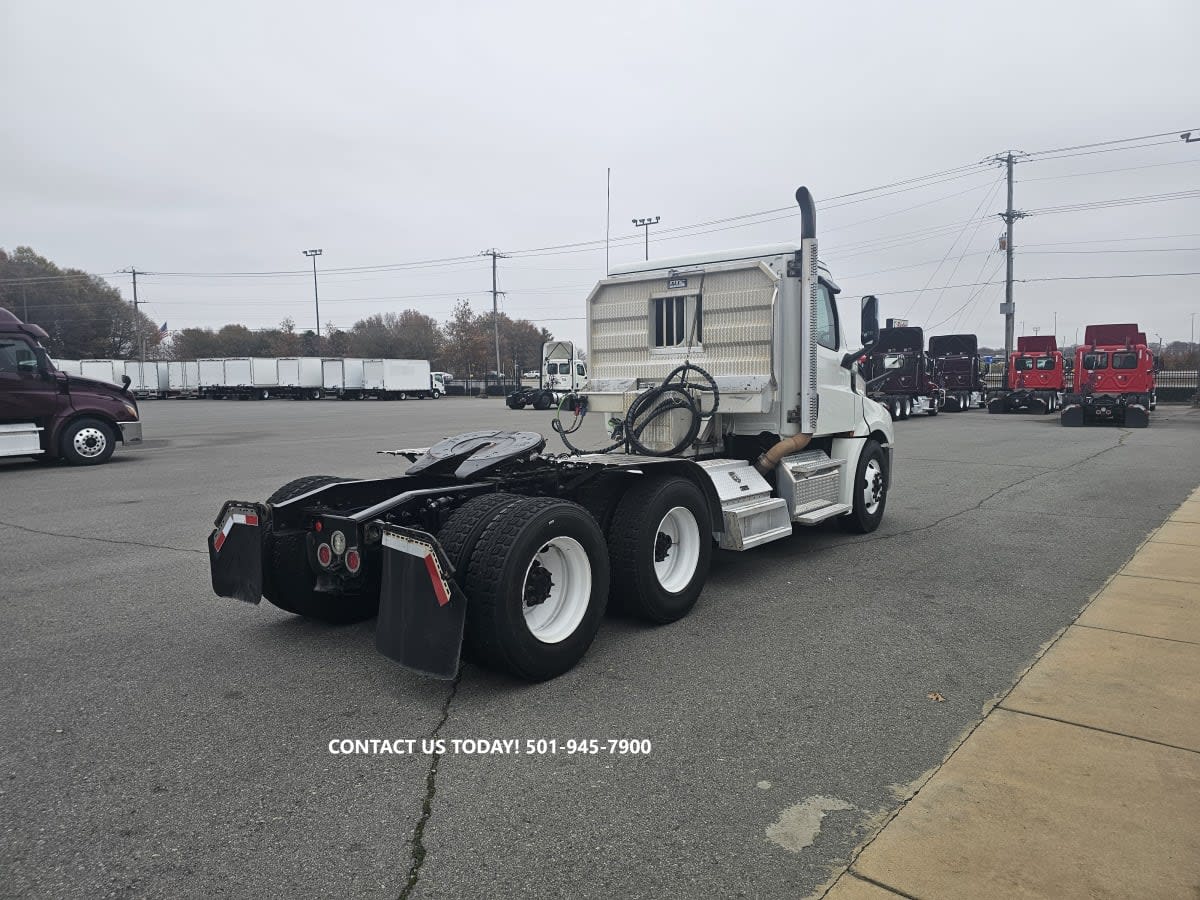 2019 Freightliner - image 4