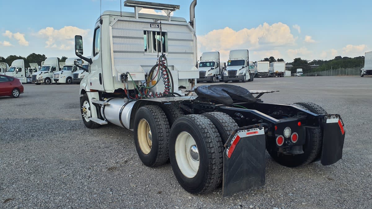 2019 Freightliner/Mercedes NEW CASCADIA PX12664 825833
