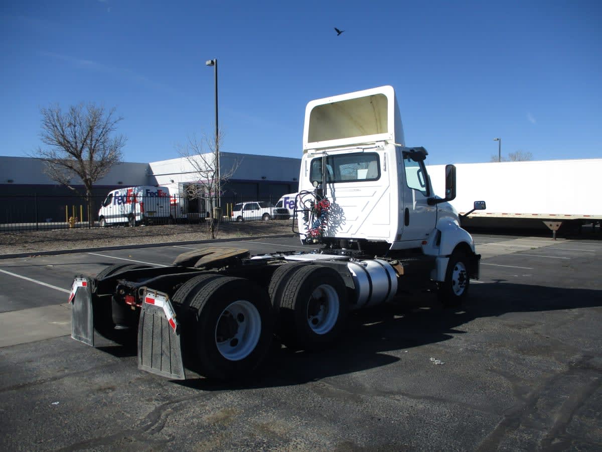 2019 International - image 4