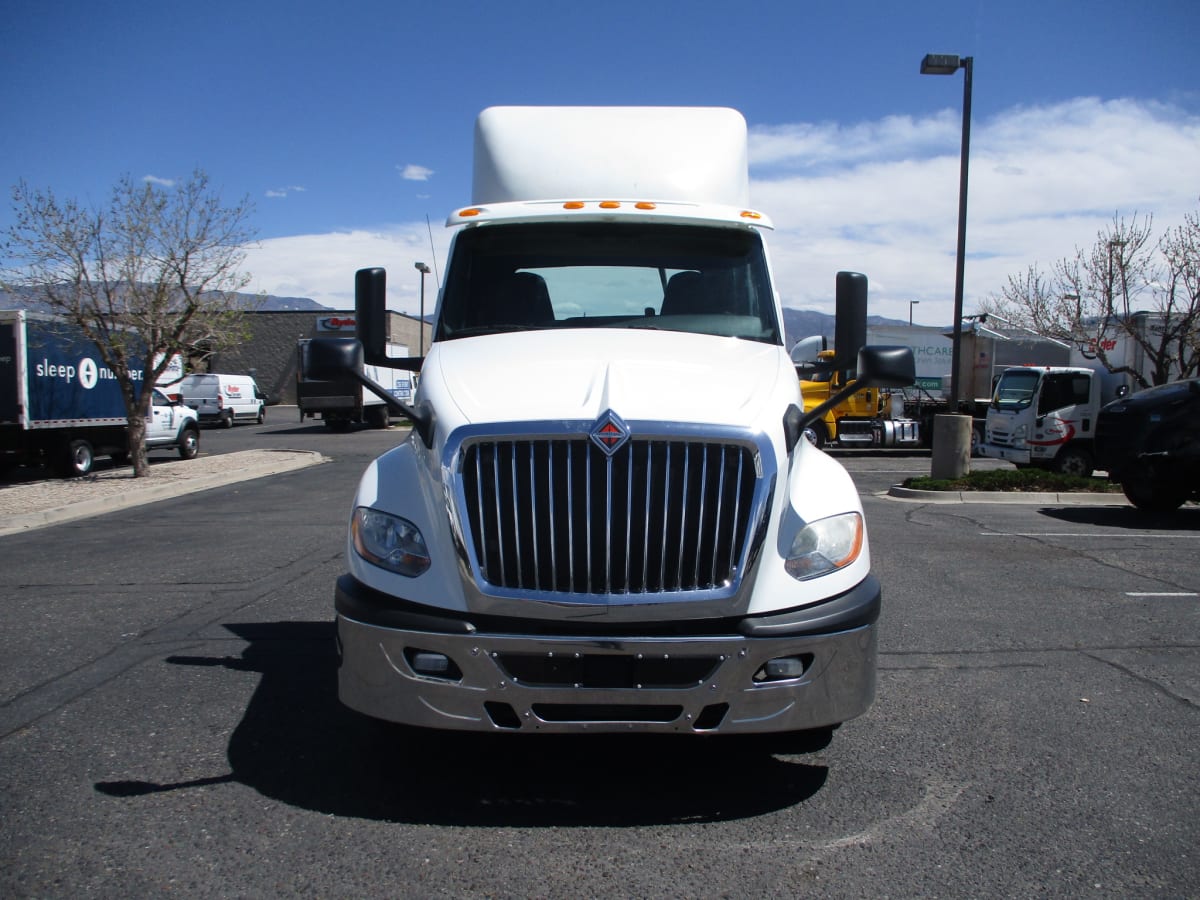 2019 Navistar International LT625 DAYCAB T/A 826150