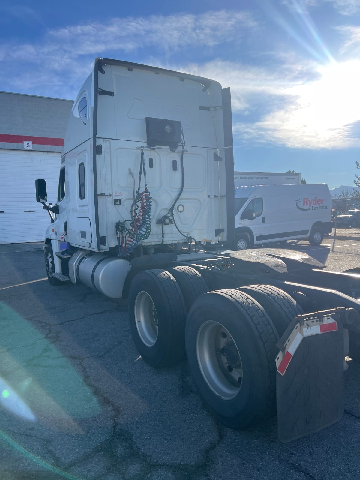 2019 Freightliner/Mercedes CASCADIA 125 826294