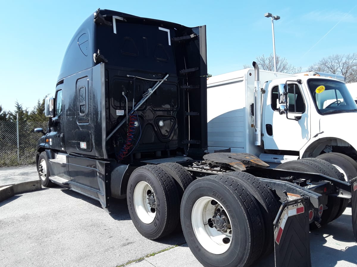 2019 Freightliner/Mercedes CASCADIA 125 826410