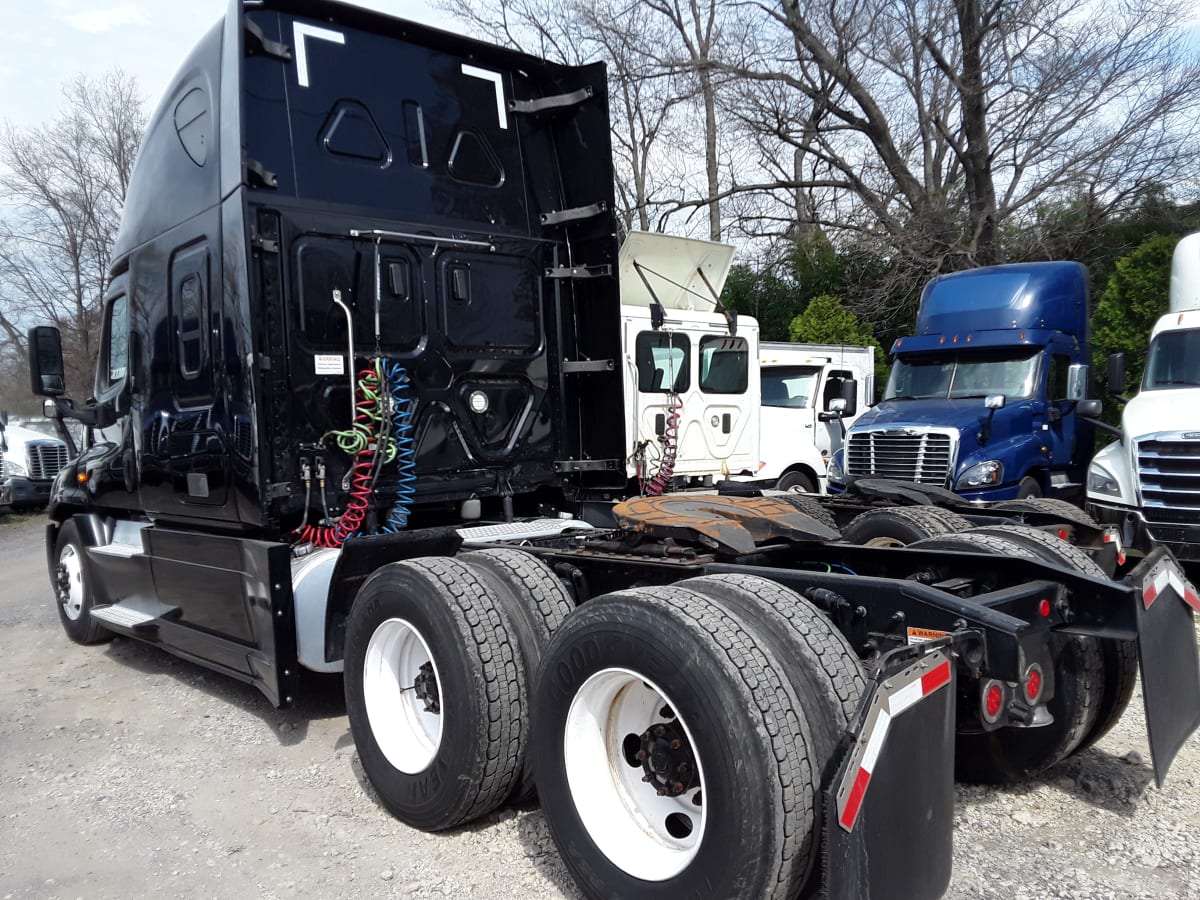 2019 Freightliner/Mercedes CASCADIA 125 826418