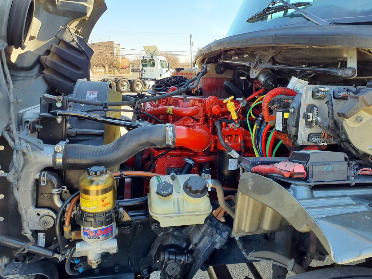 2019 Freightliner/Mercedes M2 106 826543