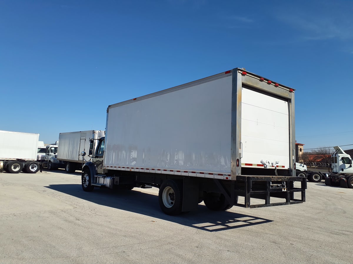 2019 Freightliner/Mercedes M2 106 826543