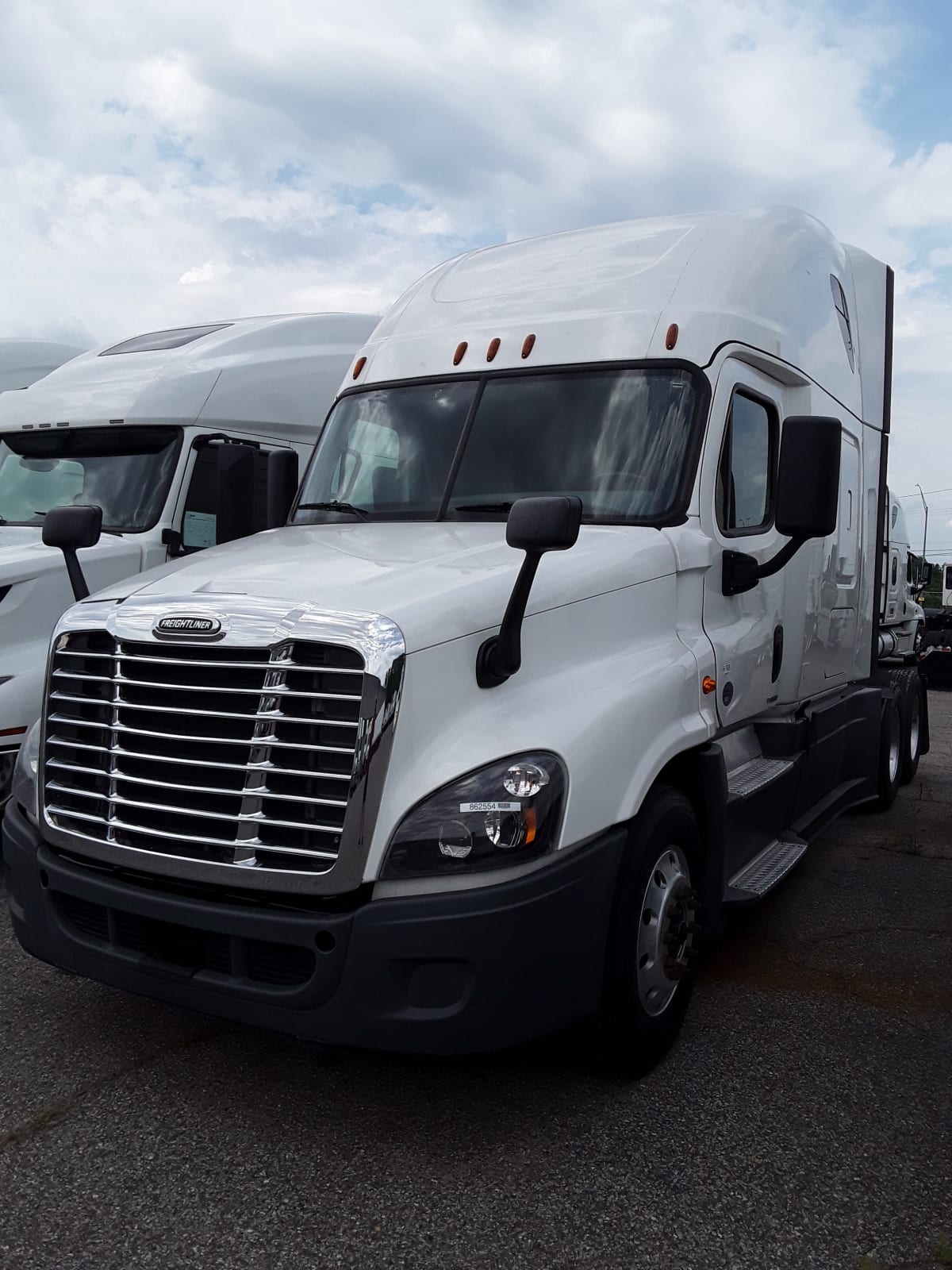 2019 Freightliner/Mercedes CASCADIA 125 826554