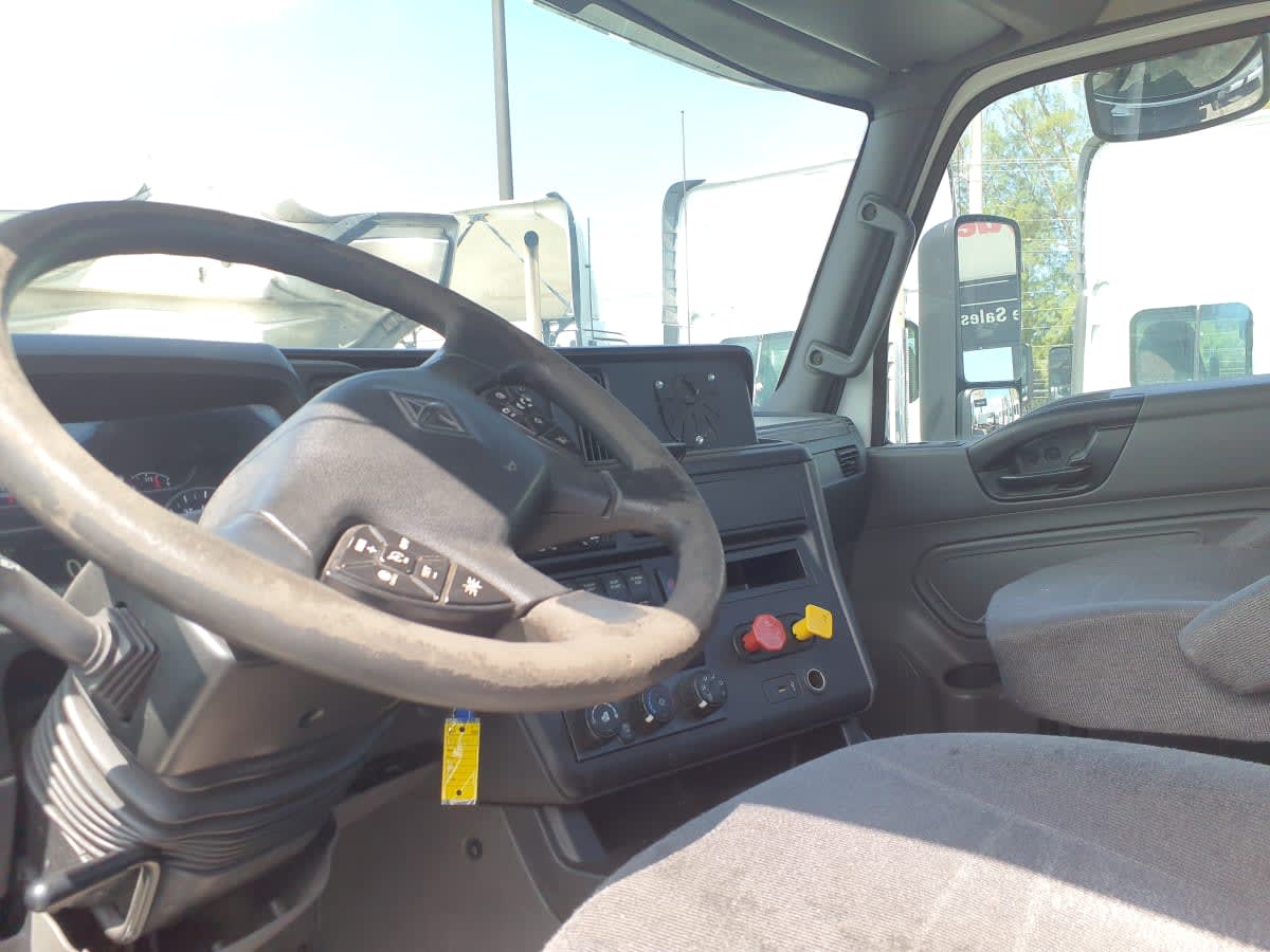 2019 Navistar International LT625 DAYCAB T/A 826559