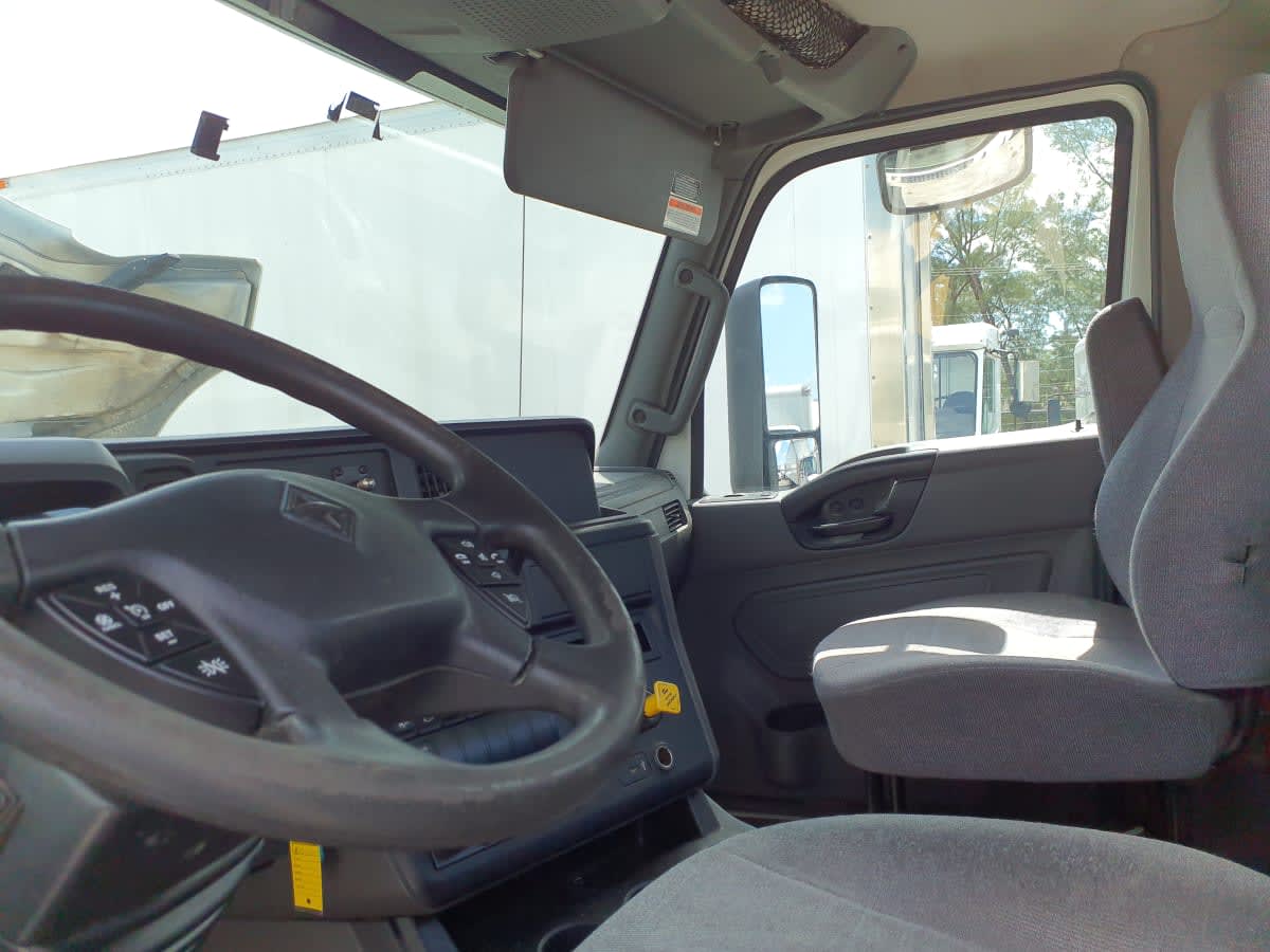 2019 Navistar International LT625 DAYCAB T/A 826560