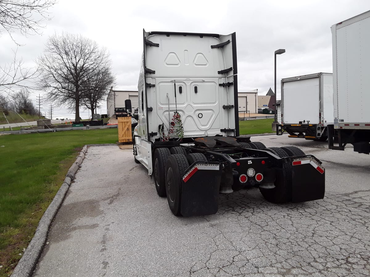 2019 Freightliner/Mercedes CASCADIA 125 826596