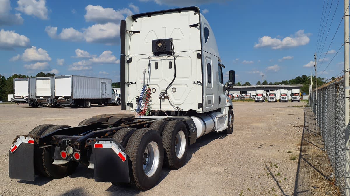 2019 Freightliner/Mercedes CASCADIA 125 826738