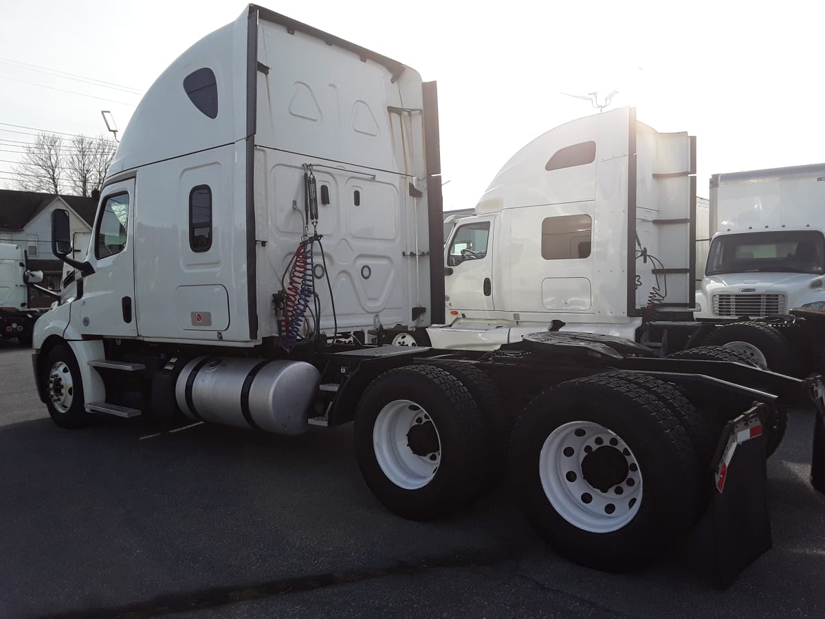 2019 Freightliner/Mercedes NEW CASCADIA PX12664 826748