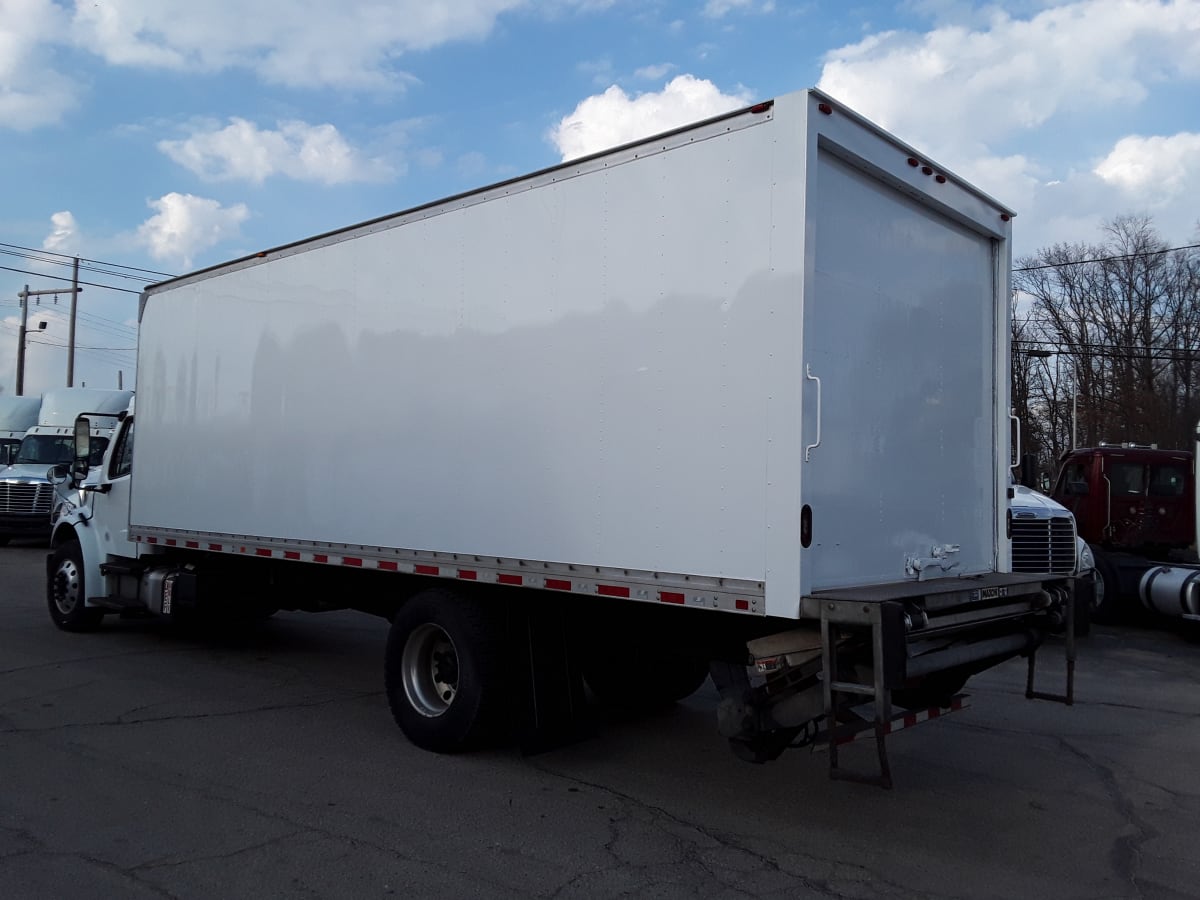 2019 Freightliner/Mercedes M2 106 826942