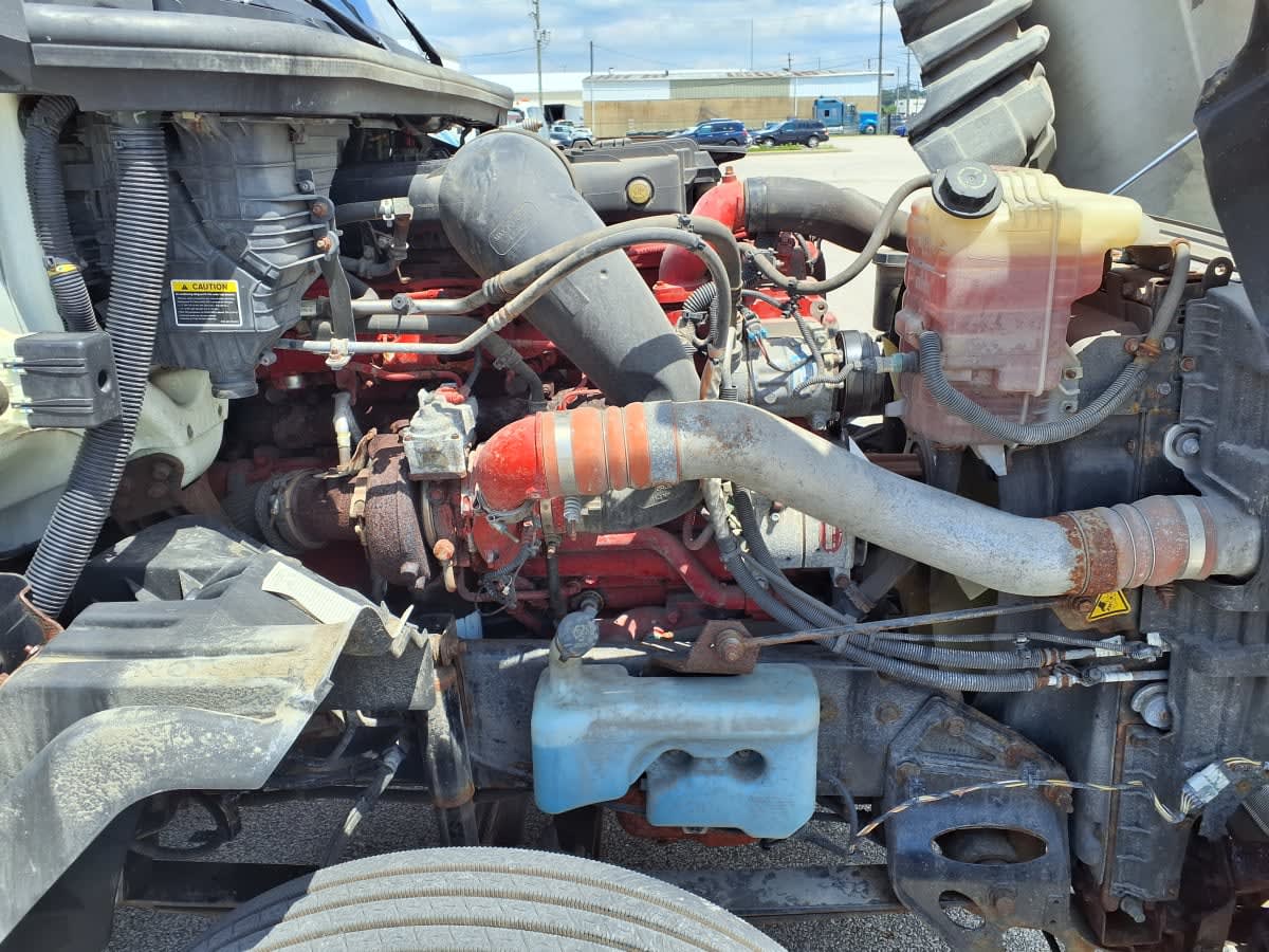 2019 Navistar International LT625 DAYCAB T/A 827062