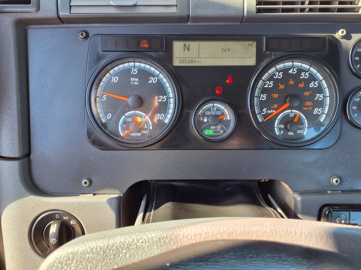 2019 Freightliner/Mercedes CASCADIA 113 827097