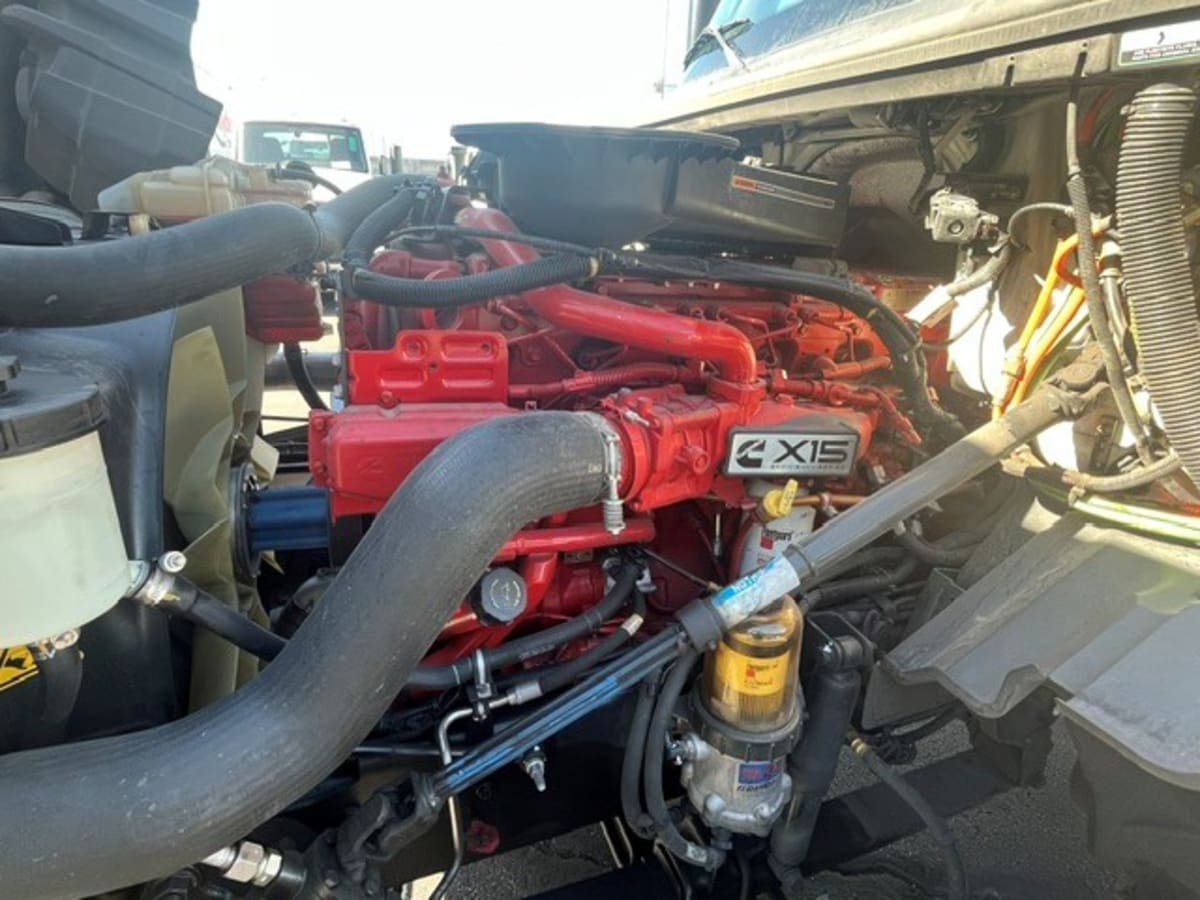 2019 Navistar International LT625 DAYCAB T/A 827140