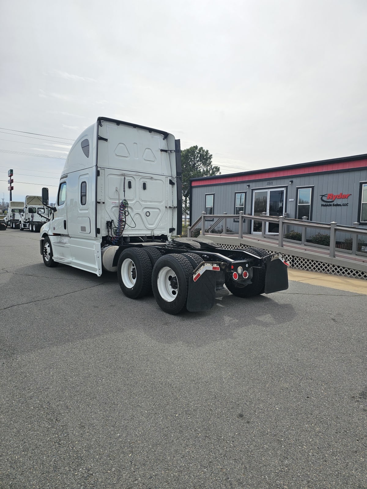 2019 Freightliner/Mercedes NEW CASCADIA PX12664 827474