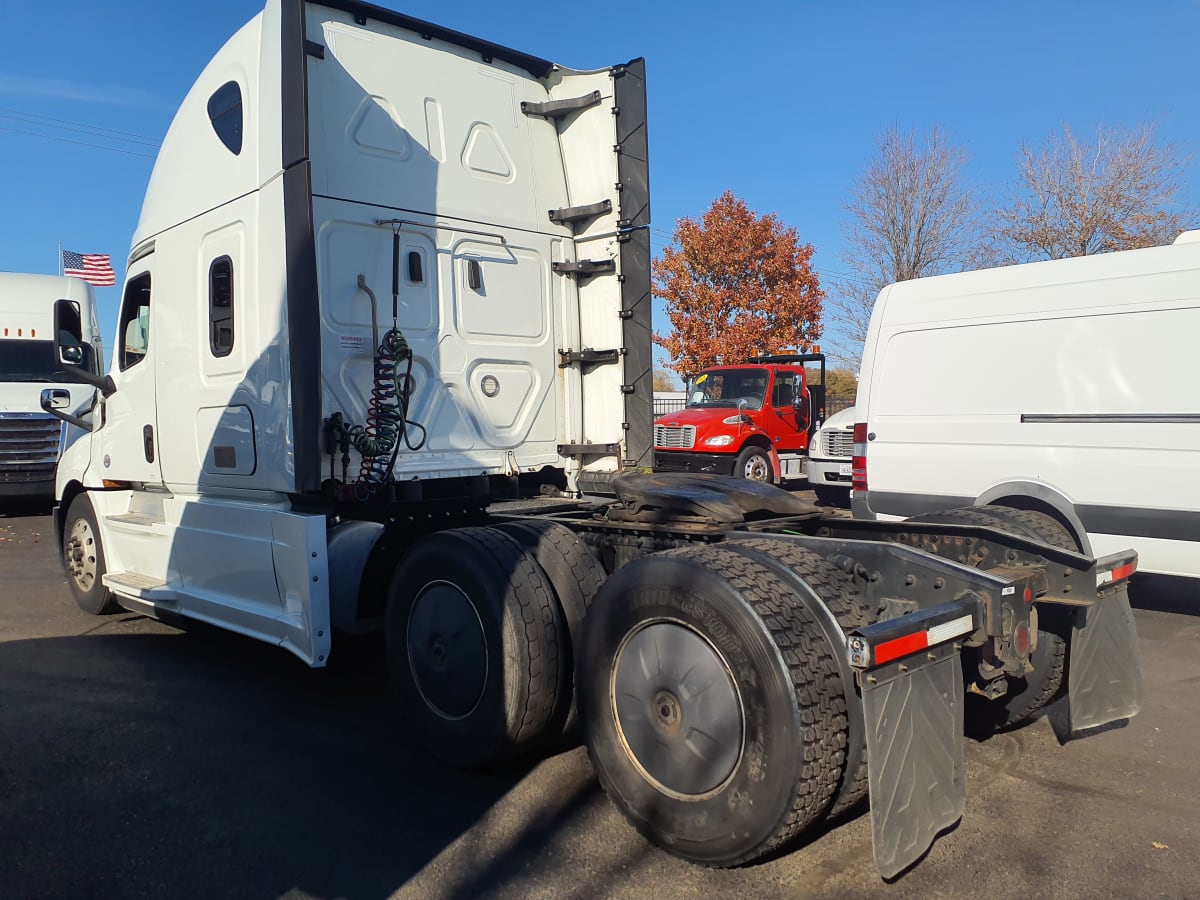 2019 Freightliner/Mercedes NEW CASCADIA PX12664 827509