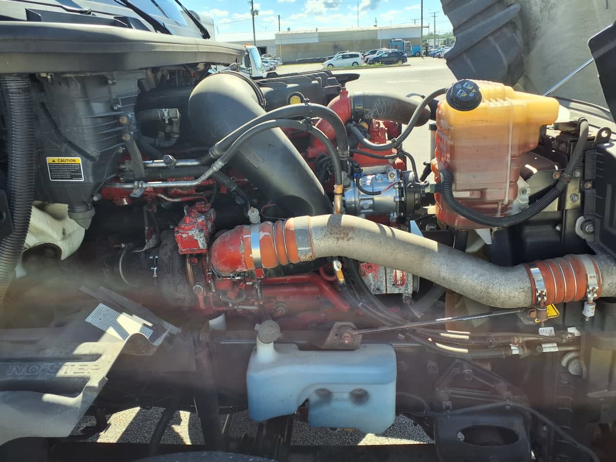 2019 Navistar International LT625 DAYCAB T/A 827542