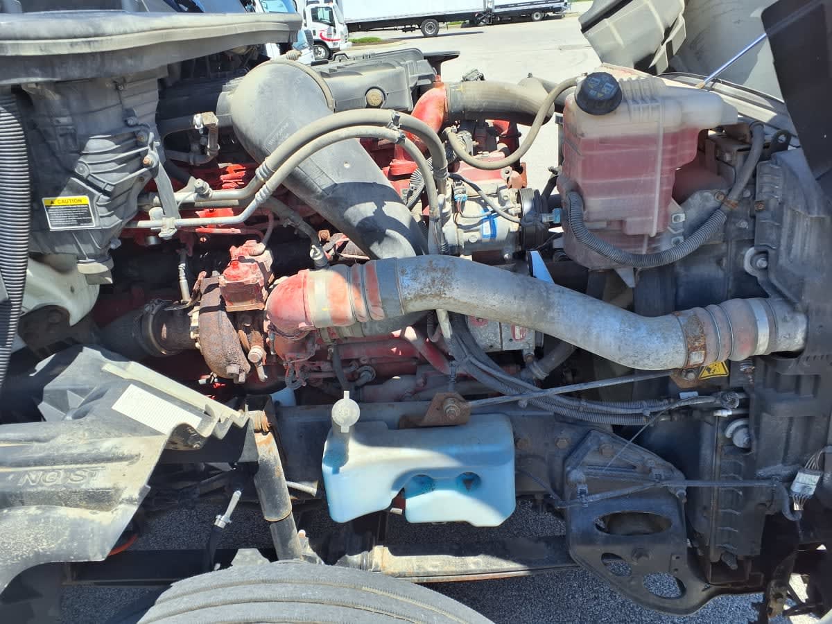 2019 Navistar International LT625 DAYCAB T/A 827620