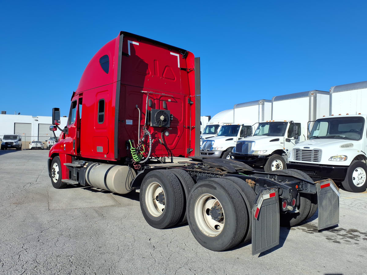 2019 Freightliner - image 6