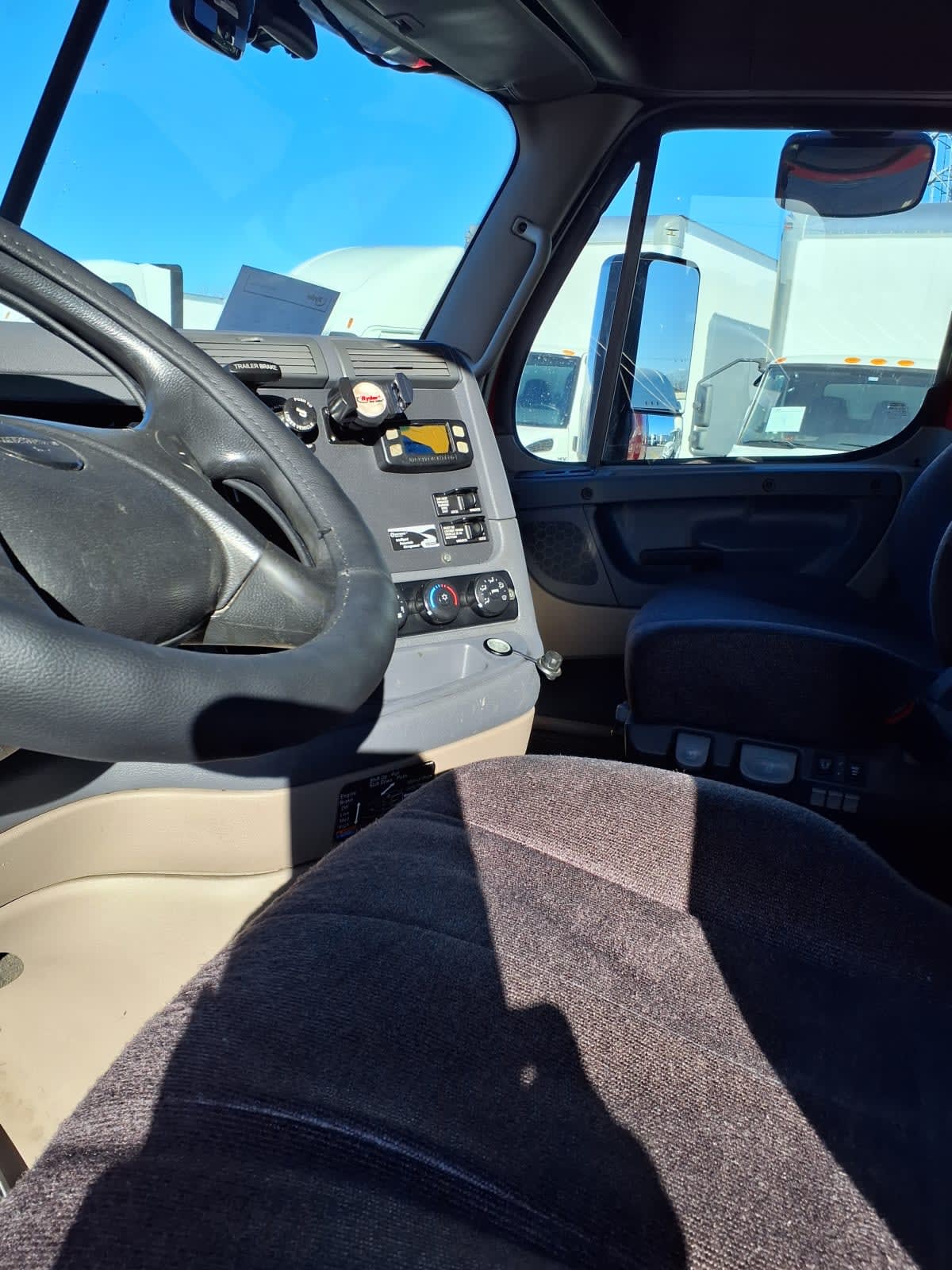 2019 Freightliner - image 7
