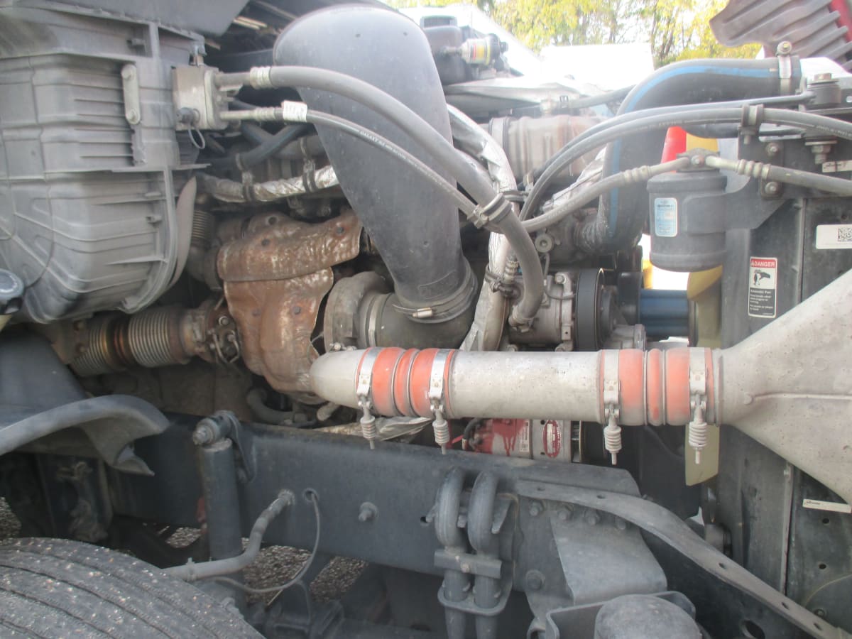 2019 Freightliner/Mercedes CASCADIA 125 827692