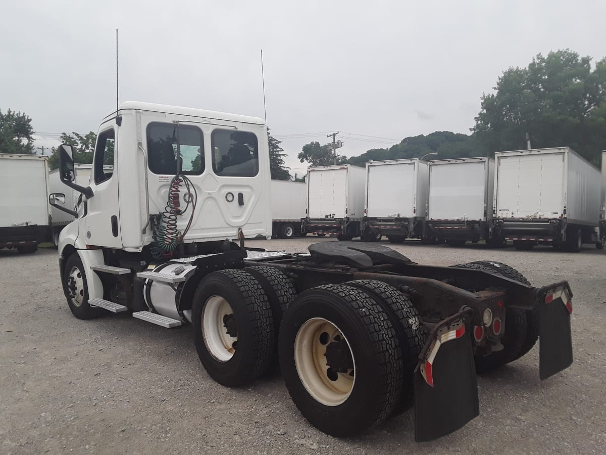 2019 Freightliner/Mercedes NEW CASCADIA PX12664 827746