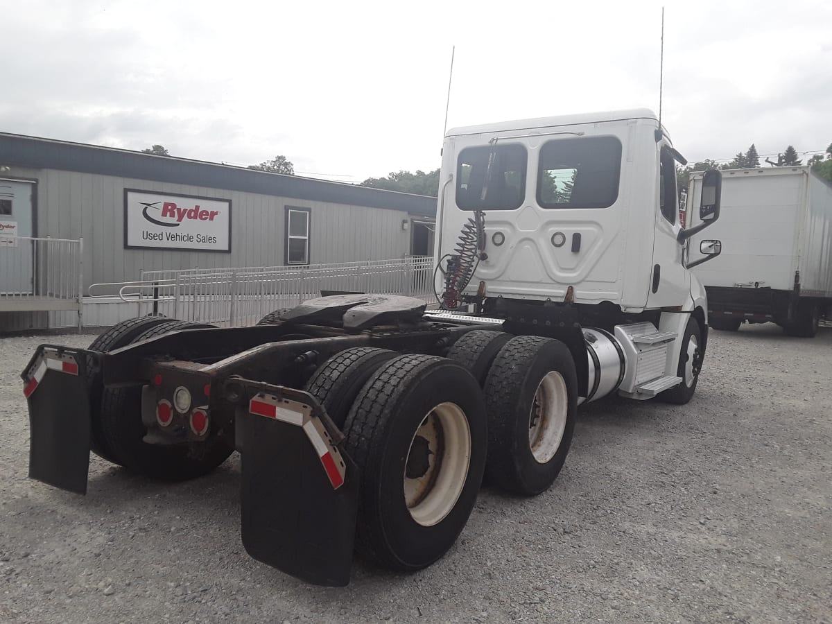 2019 Freightliner/Mercedes NEW CASCADIA PX12664 827747