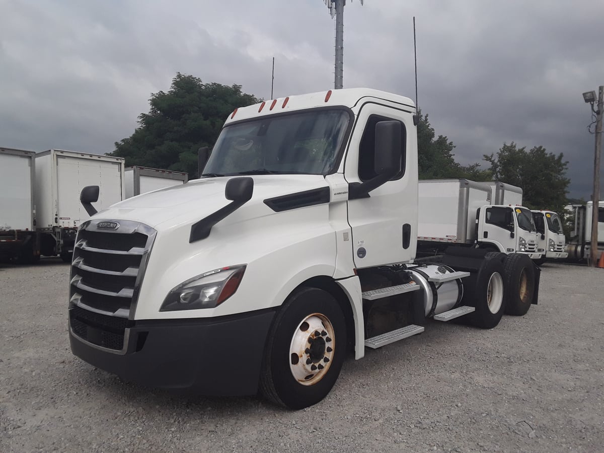 2019 Freightliner/Mercedes NEW CASCADIA PX12664 827747