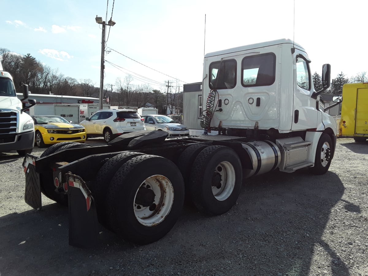 2019 Freightliner/Mercedes NEW CASCADIA PX12664 827748