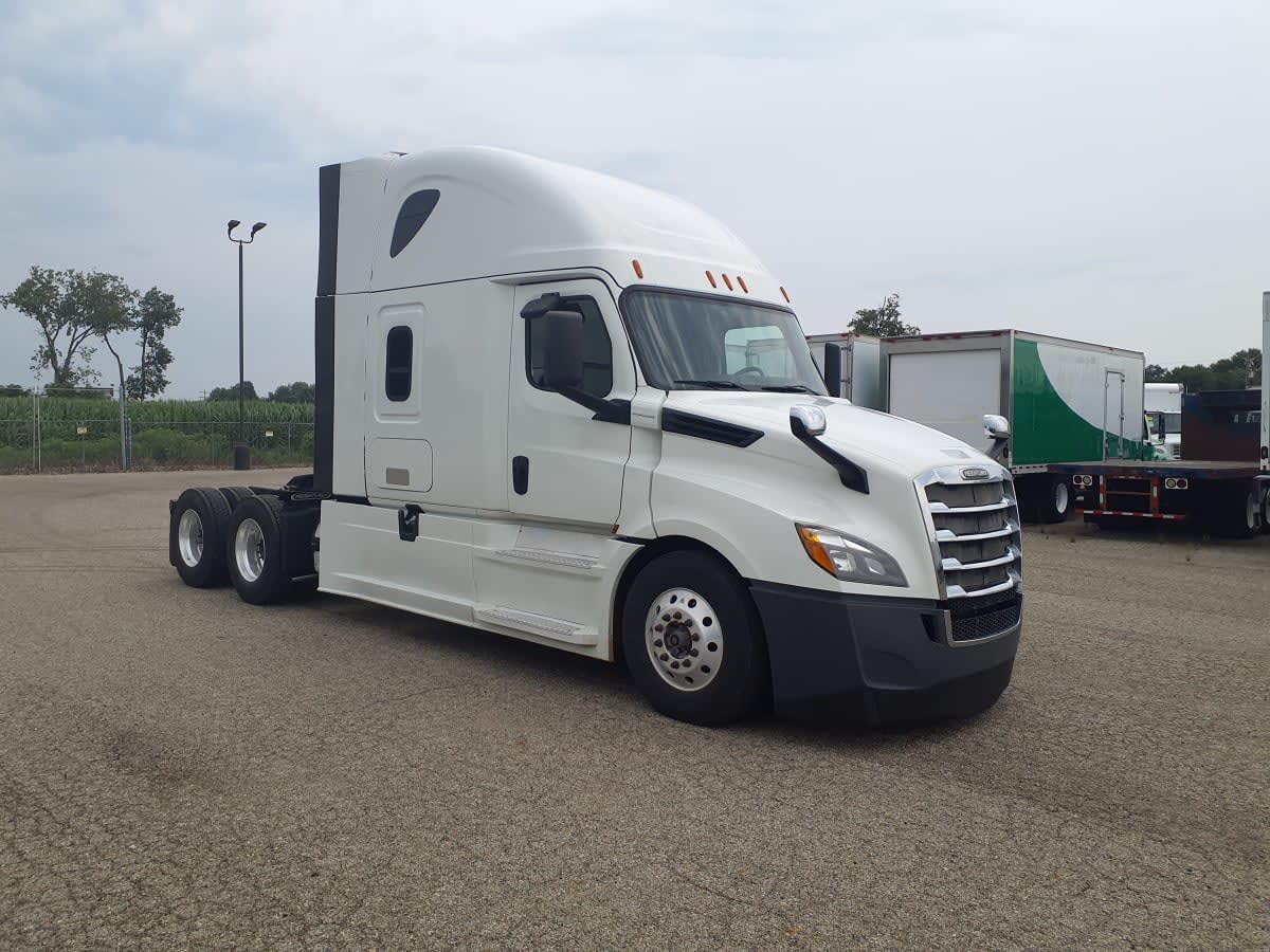 2019 Freightliner Cascadia in Wayland, MI — photo 3