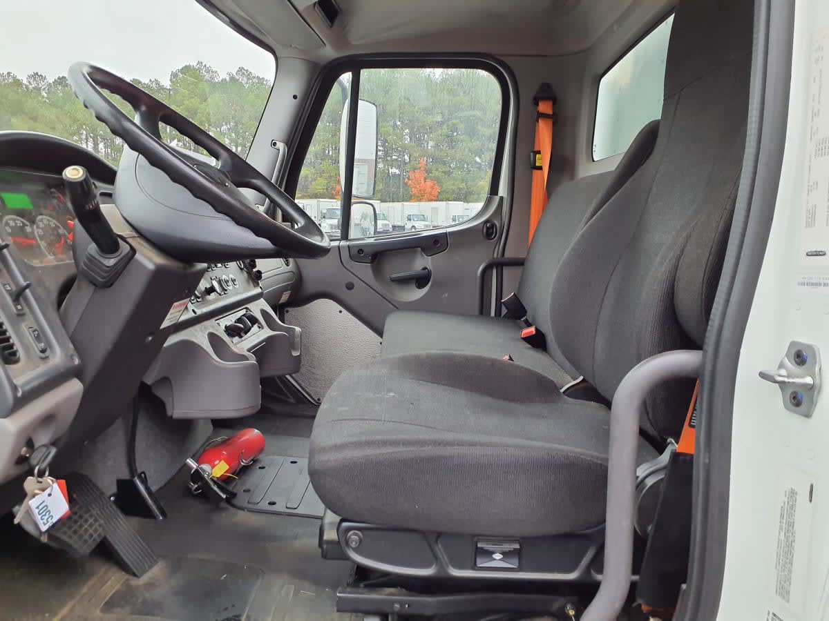 2019 Freightliner/Mercedes M2 106 827841