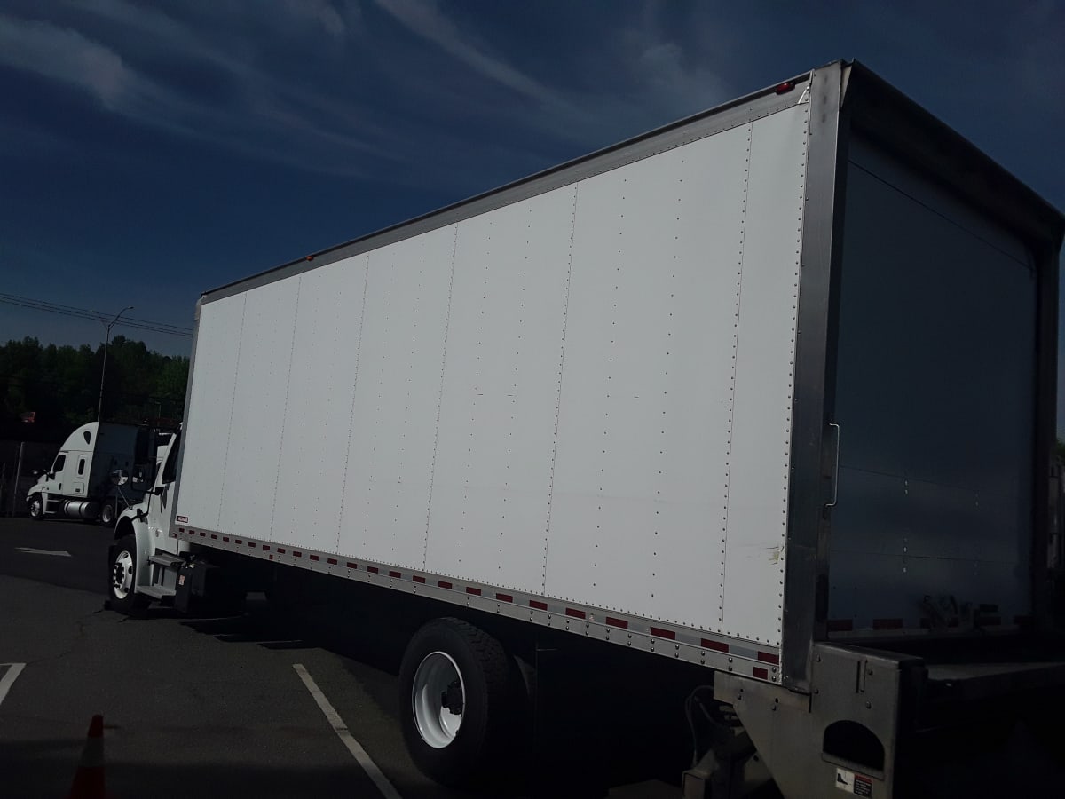 2019 Freightliner/Mercedes M2 106 827868