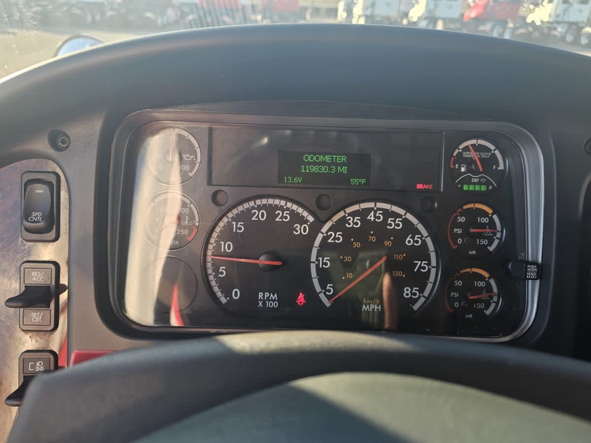 2019 Freightliner/Mercedes M2 106 827924