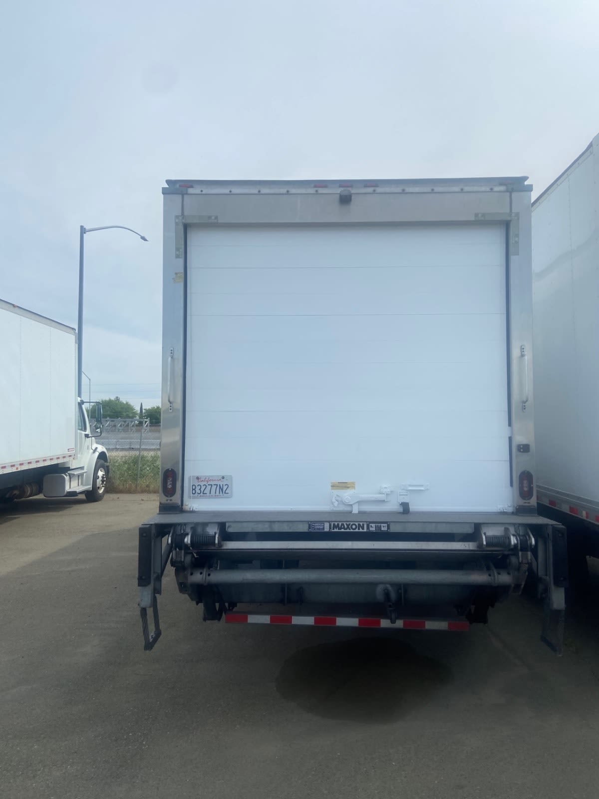 2019 Freightliner/Mercedes M2 106 828014