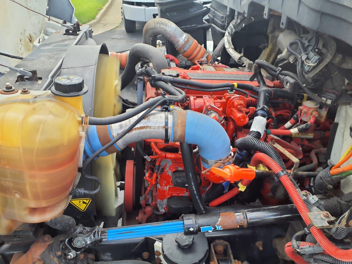 2019 Navistar International 4300 828094