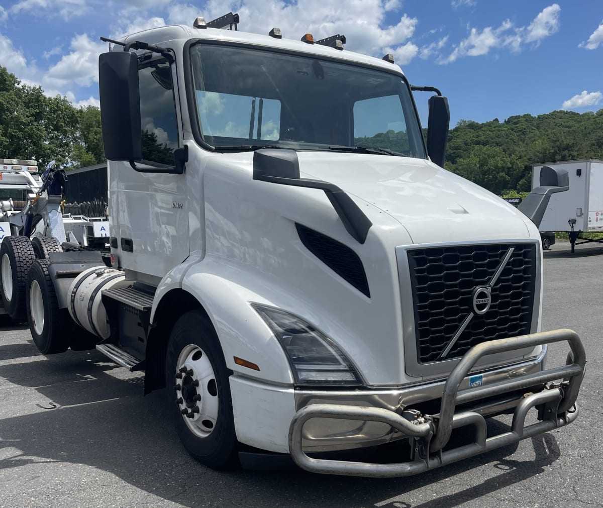 2019 Volvo VNR64T 300 828225