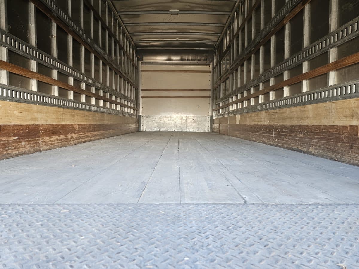 2019 Navistar International 4300 828244