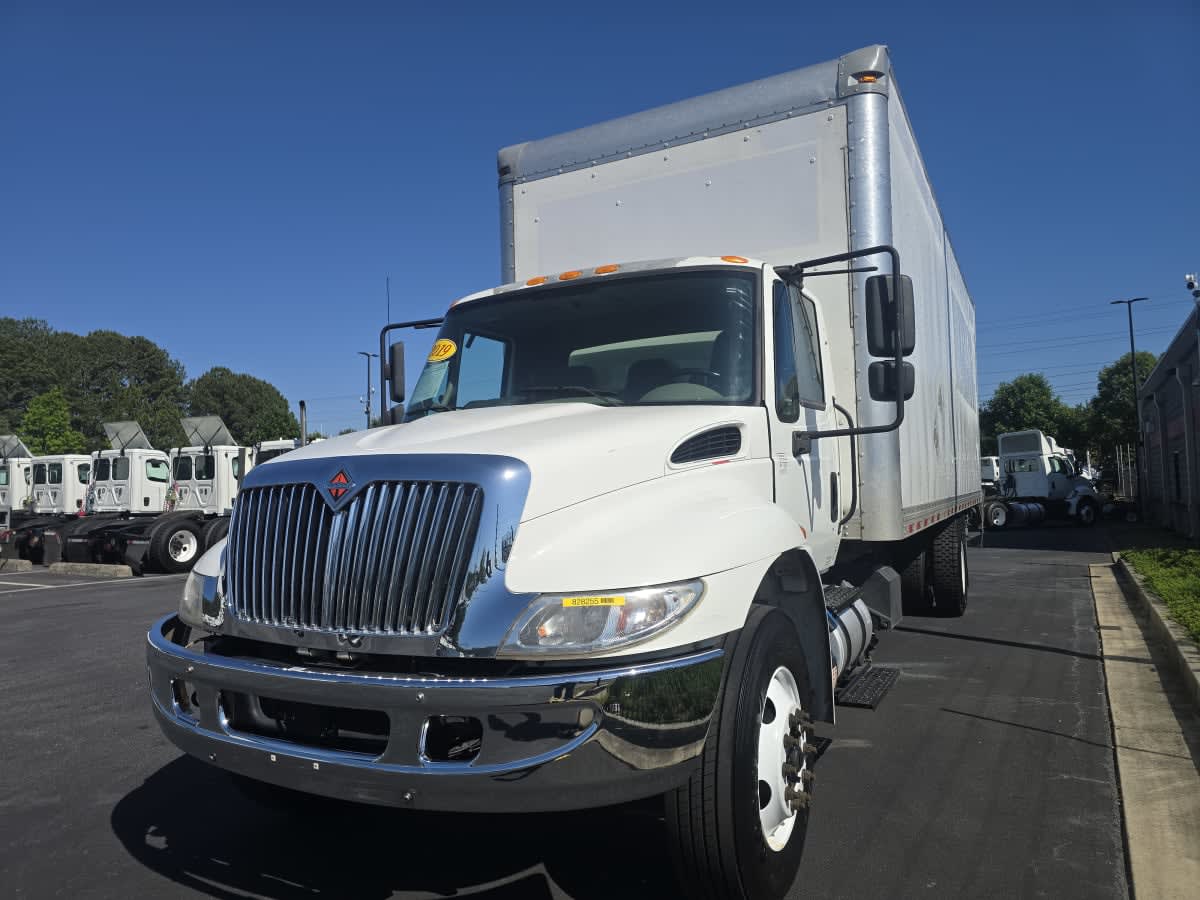 2019 Navistar International 4300 828255