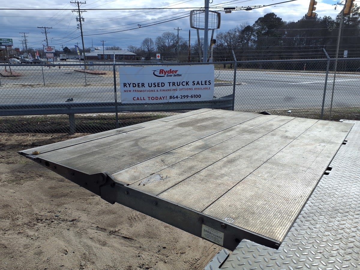 2019 Navistar International 4300 828267